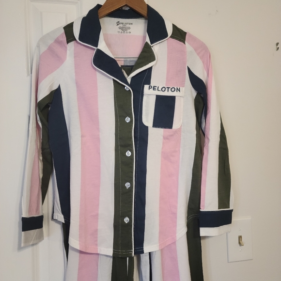Peloton Pajama Set - Picture 4 of 7